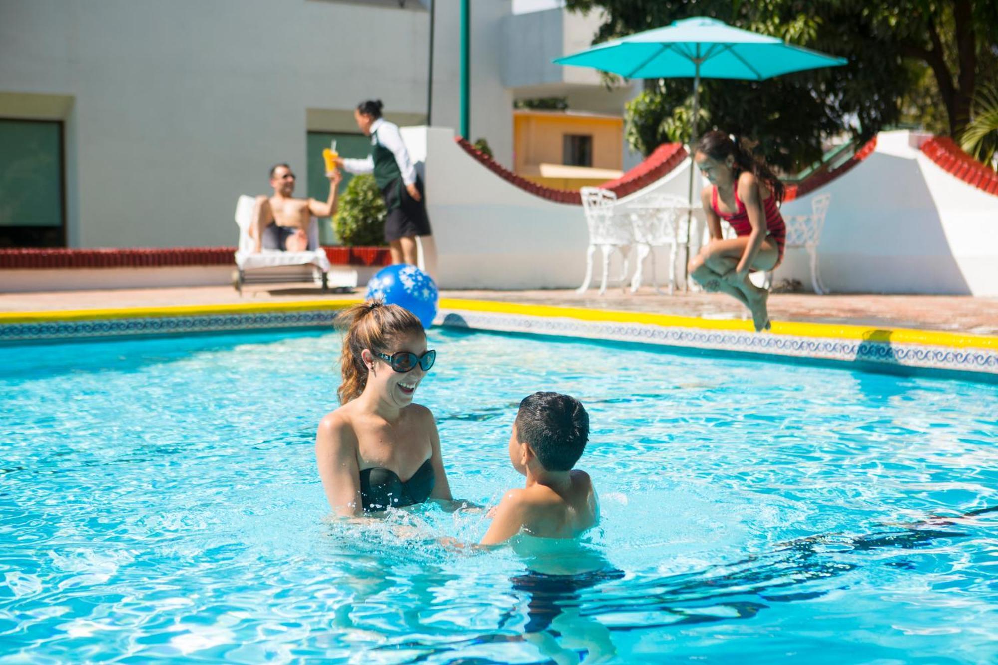 Hotel Los Olivos Spa Oaxaca Экстерьер фото