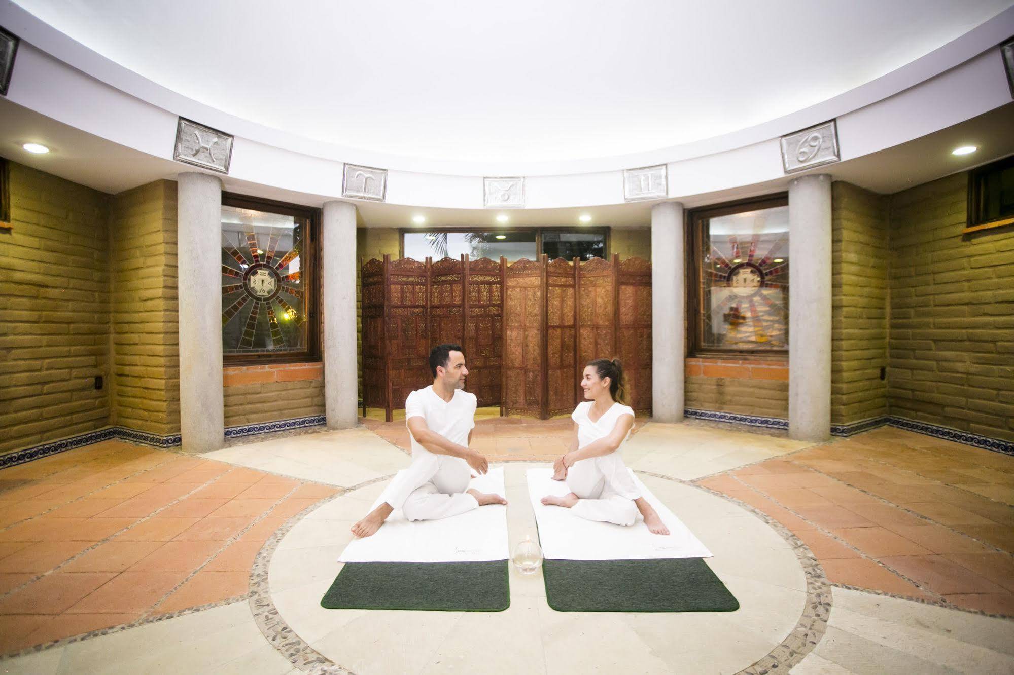 Hotel Los Olivos Spa Oaxaca Экстерьер фото